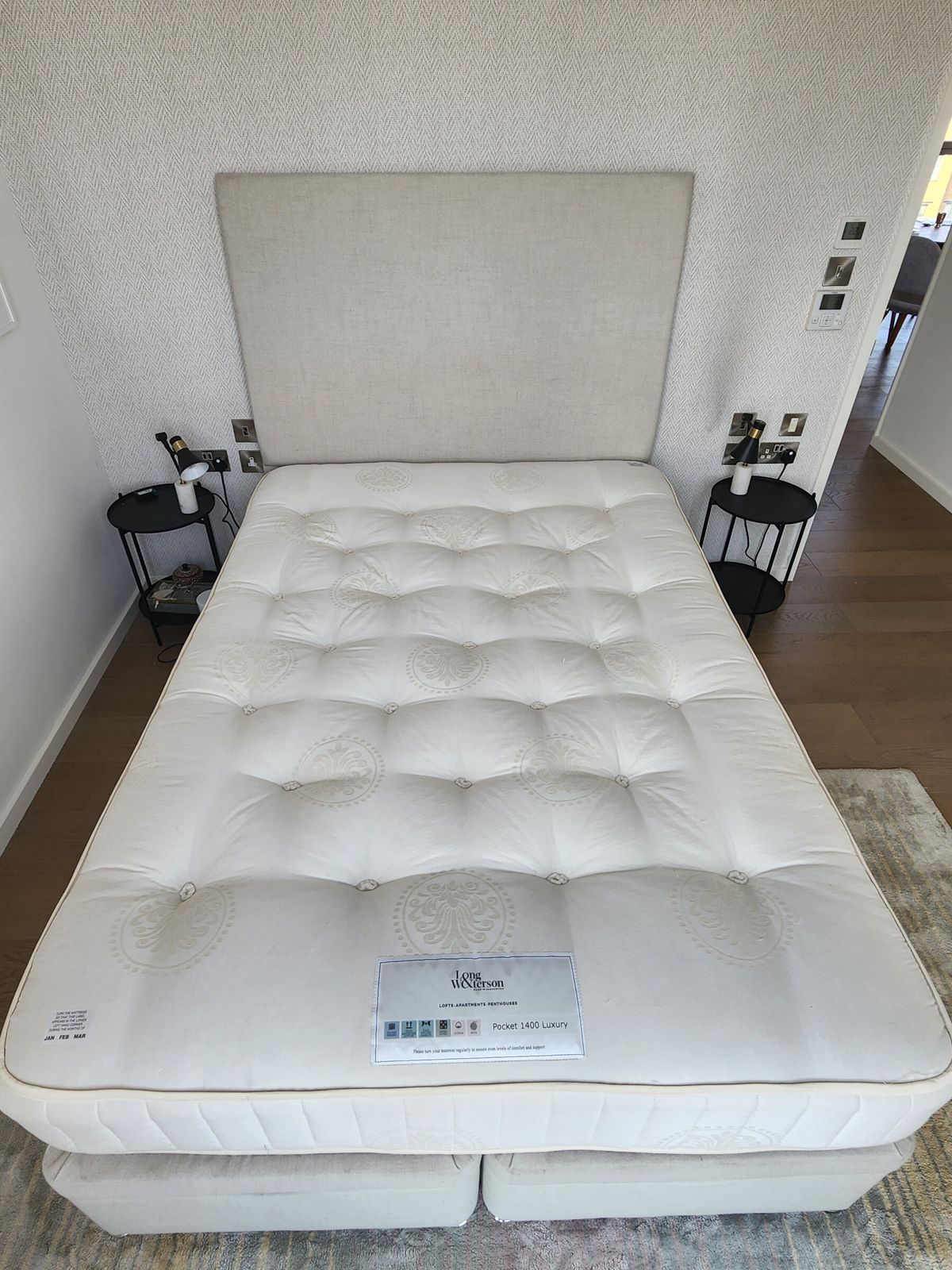 Luxury Pocket Spring Double Bed Mattress (135x190) – Excellent Condition, Barely Used   Medium/Firm photo for sale