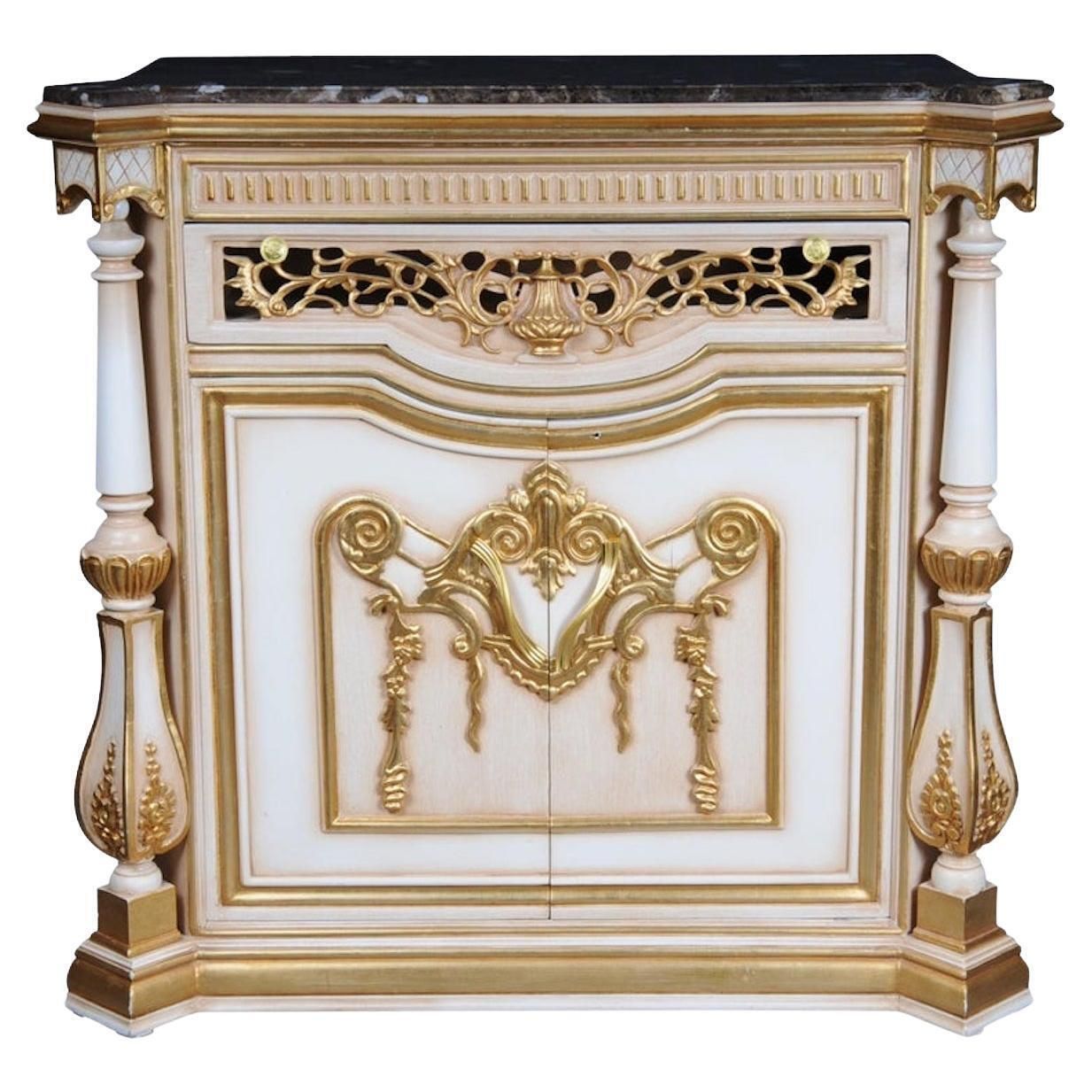 Magnificent Louis XV Chest Of Drawers / Sideboard