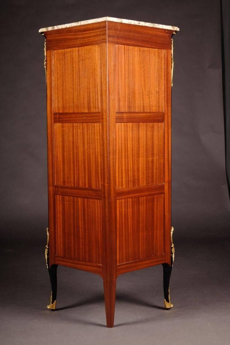 photo furniture 20th Century Louis XV Style Piano Black Corner Vitrine