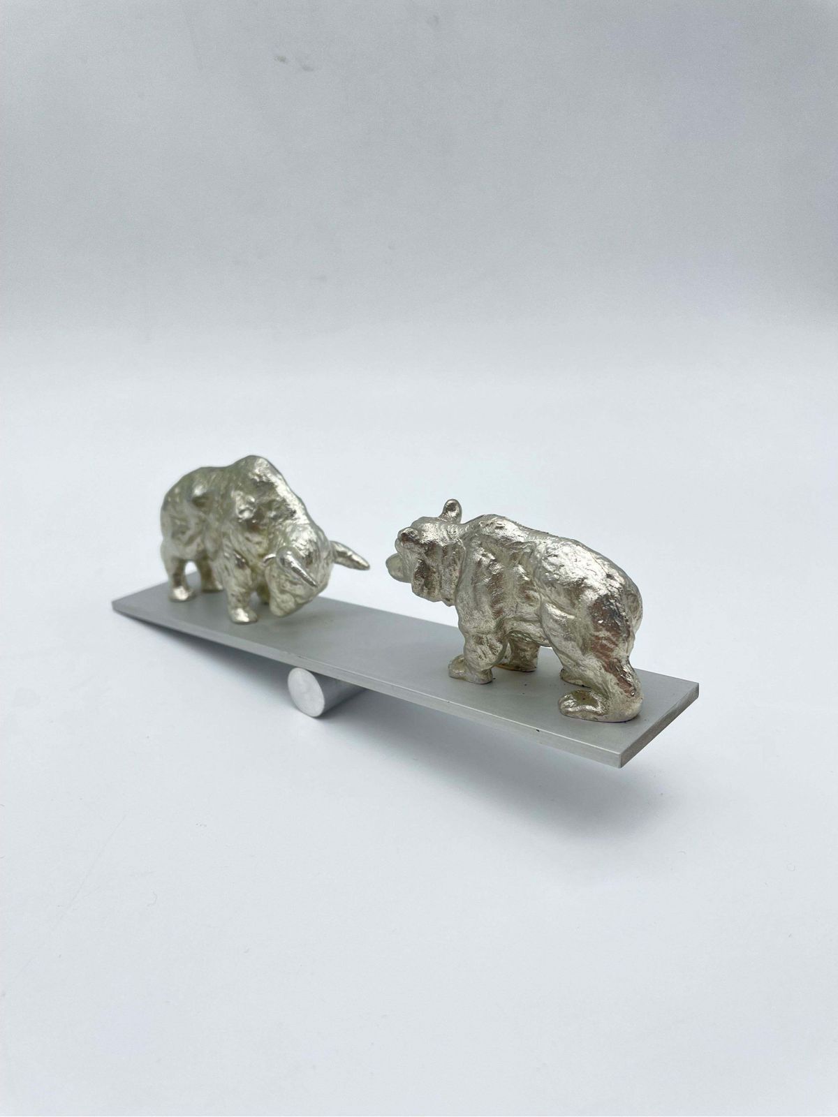 Sculpture Karsten Klingbeil (Berlin Bear And Bull). Desk Accessories/Paperweight photo 1439.0