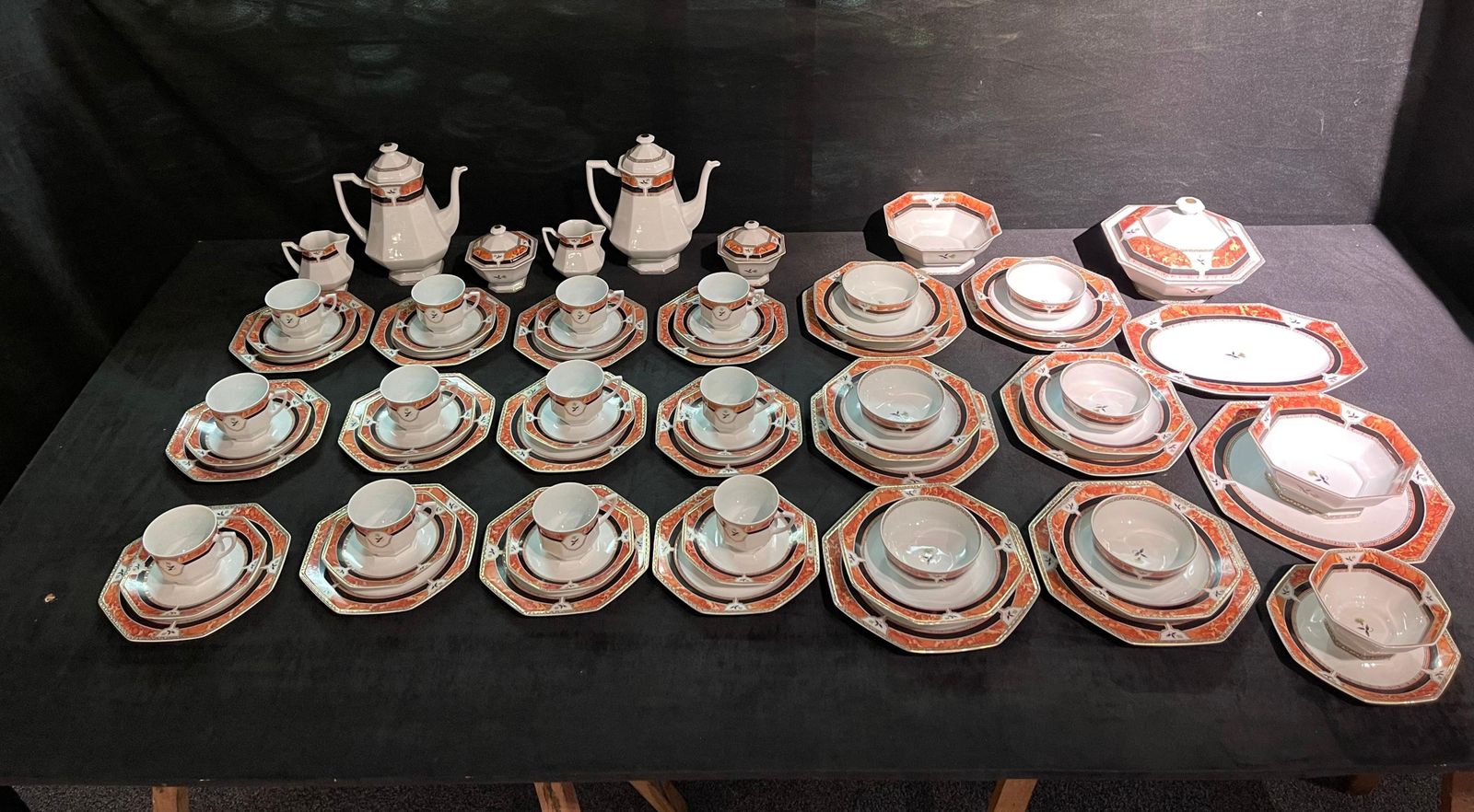 Royal Limoges Hardrien Porcelain Tea, Coffee And Dinner Service. photo for sale