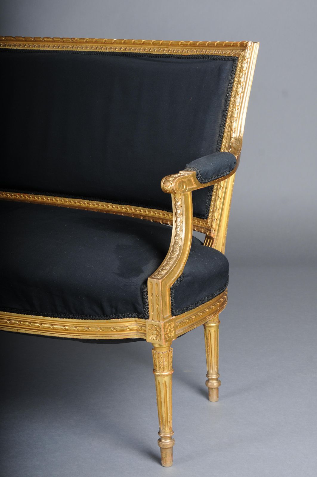 2511.0 Antique French Salon Canape/Sofa Louis XVI, Gold photo