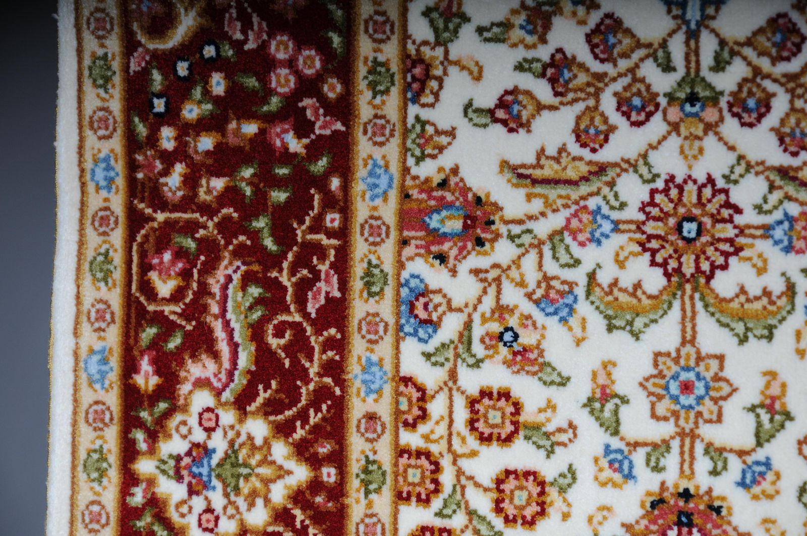 Anatolian Prayer Rug/Tapestry Cotton/Silk, 20th Century photo vinterior