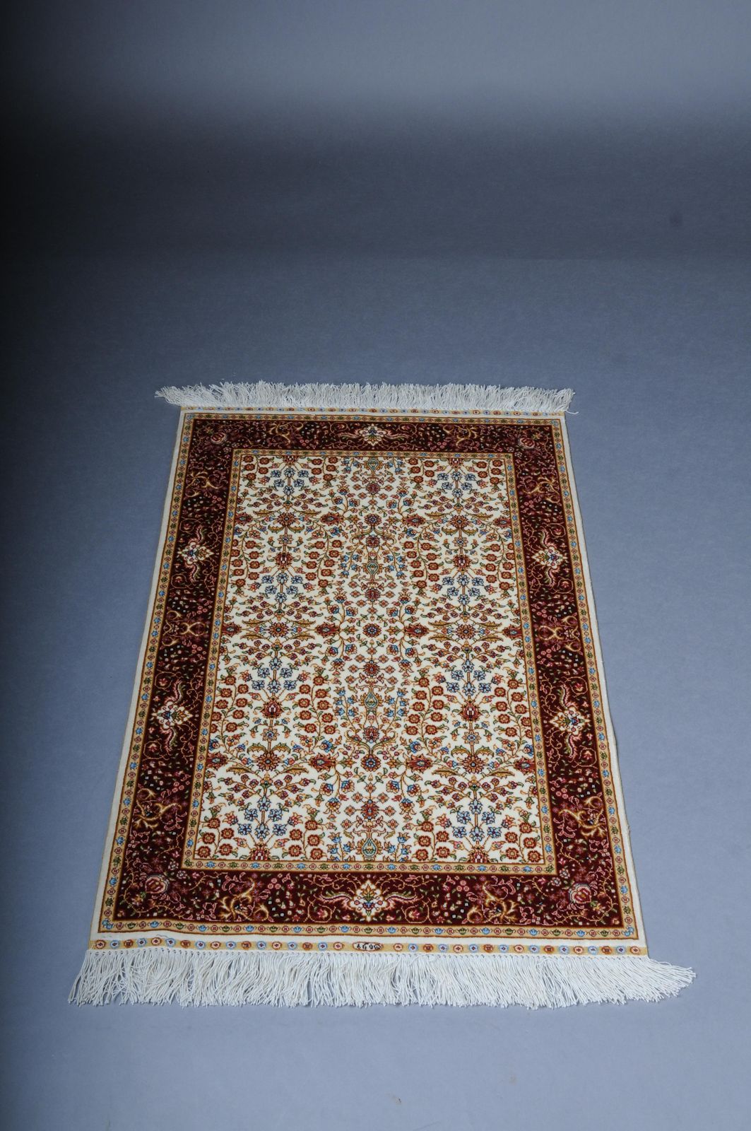photo buy Anatolian Prayer Rug/Tapestry Cotton/Silk, 20th Century