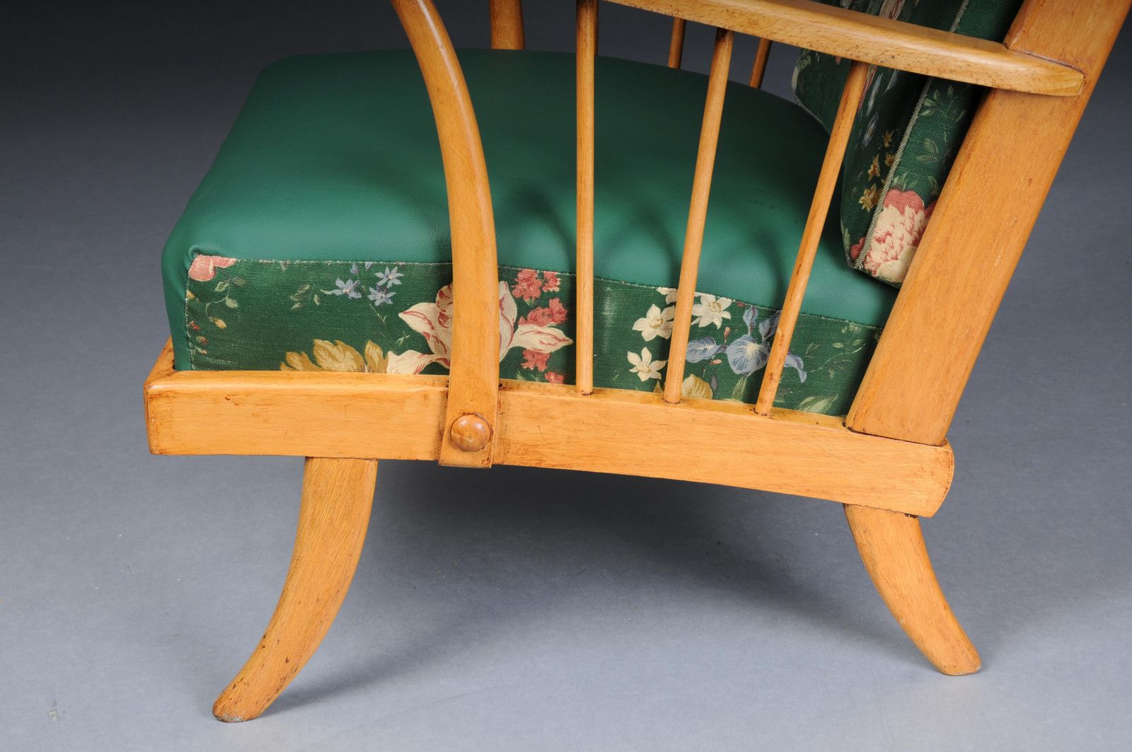 photo vinterior Impressive 1950s Armchair/Club Chair/Lounge Chair Paolo Buffa, Maple.