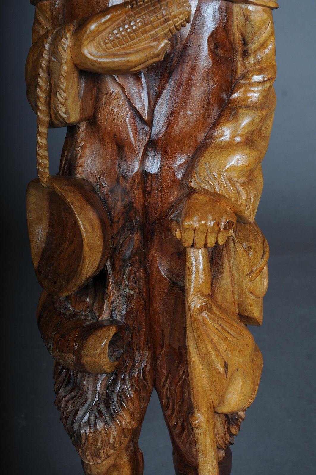 20th Century Wooden Sculpture Walker With Corn On The Cob, South German photo vinterior