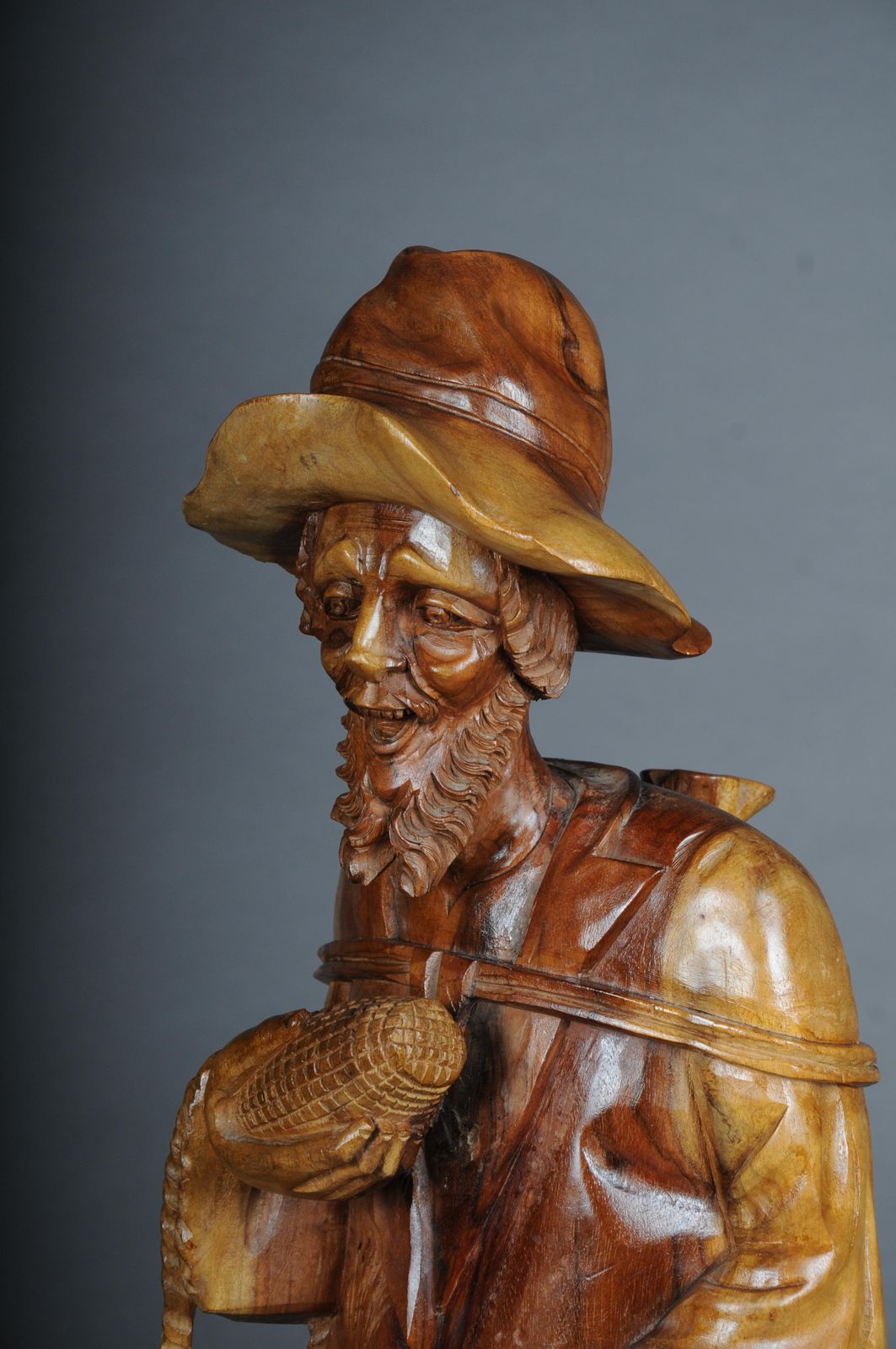 761.0 20th Century Wooden Sculpture Walker With Corn On The Cob, South German photo