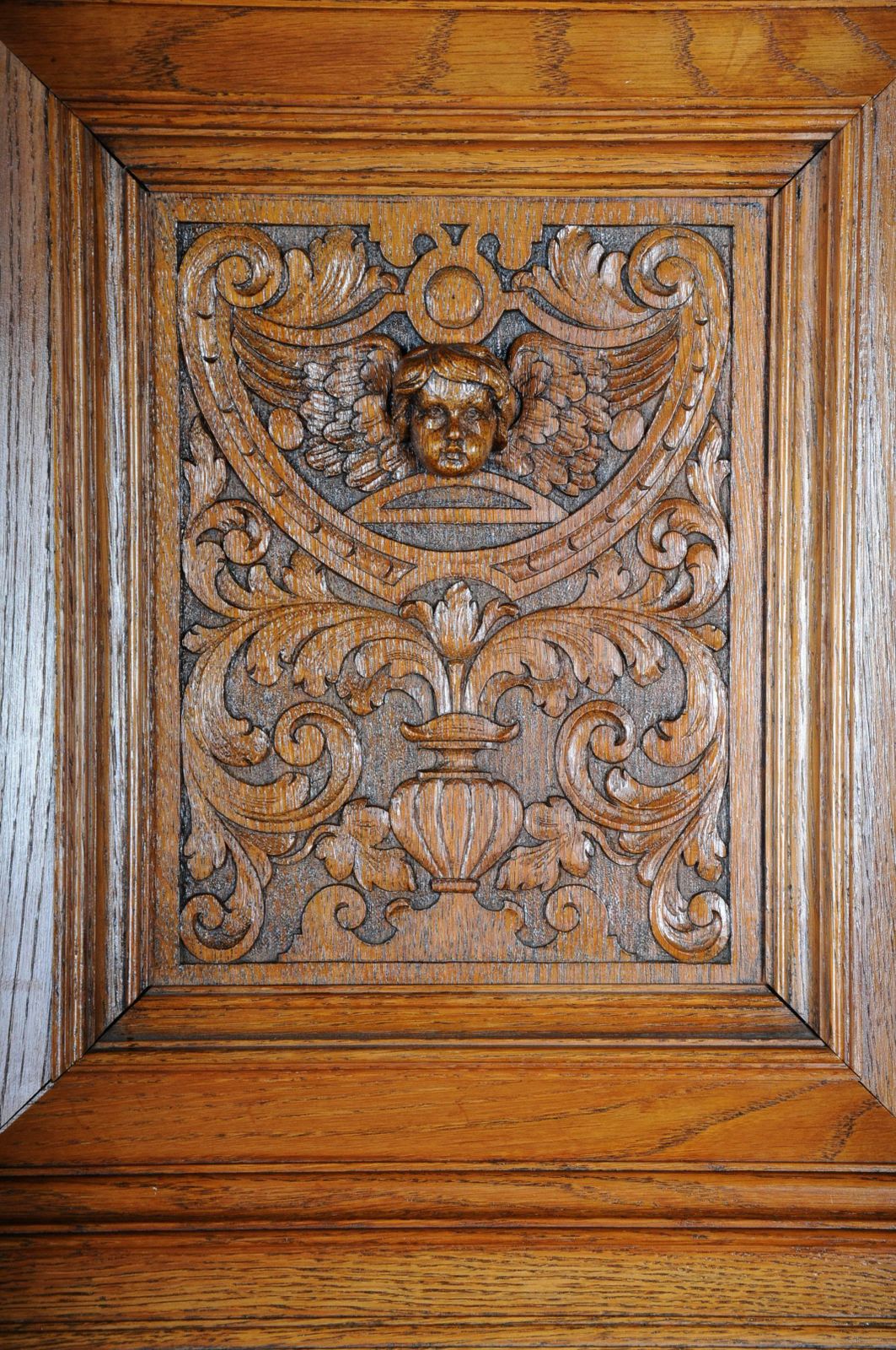 19th Century Neo Renaissance Cabinet Buffet, Solid Oak photo vinterior