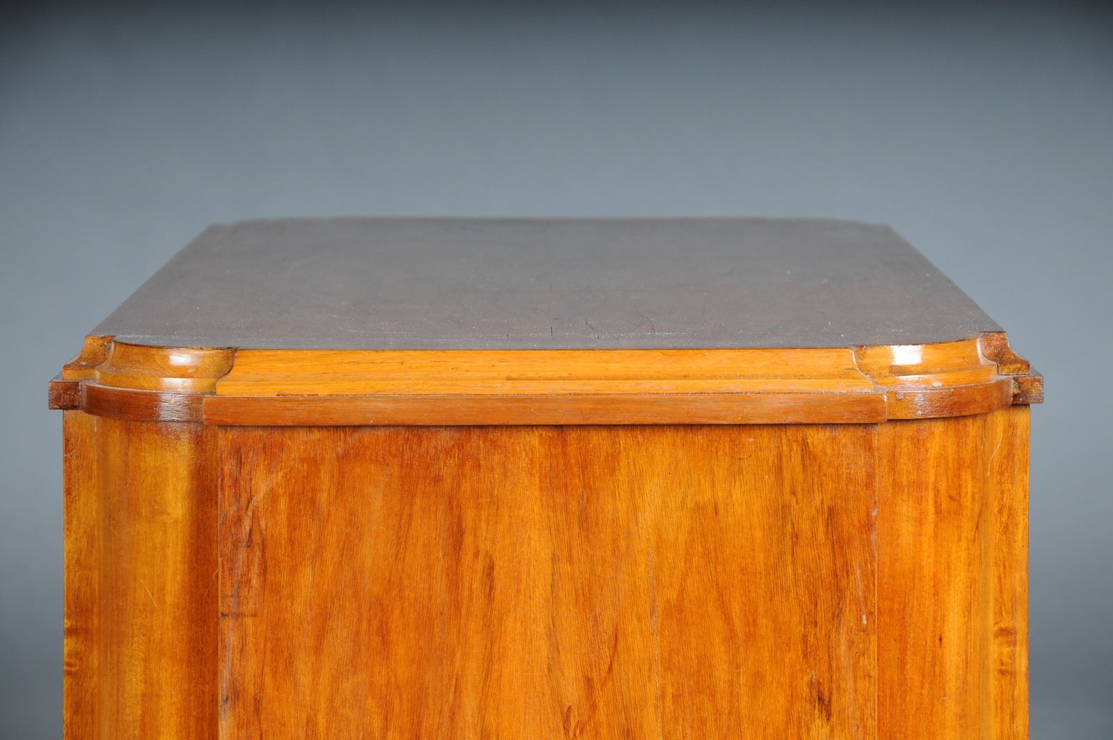 photo vinterior Pair (2) Museum Quality Wooden Pedestals From The Dresden State Art Collection