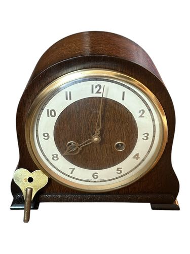 Smiths English 30’s Striking Hammer Mechanical Mantle Clock Oak Very Pretty