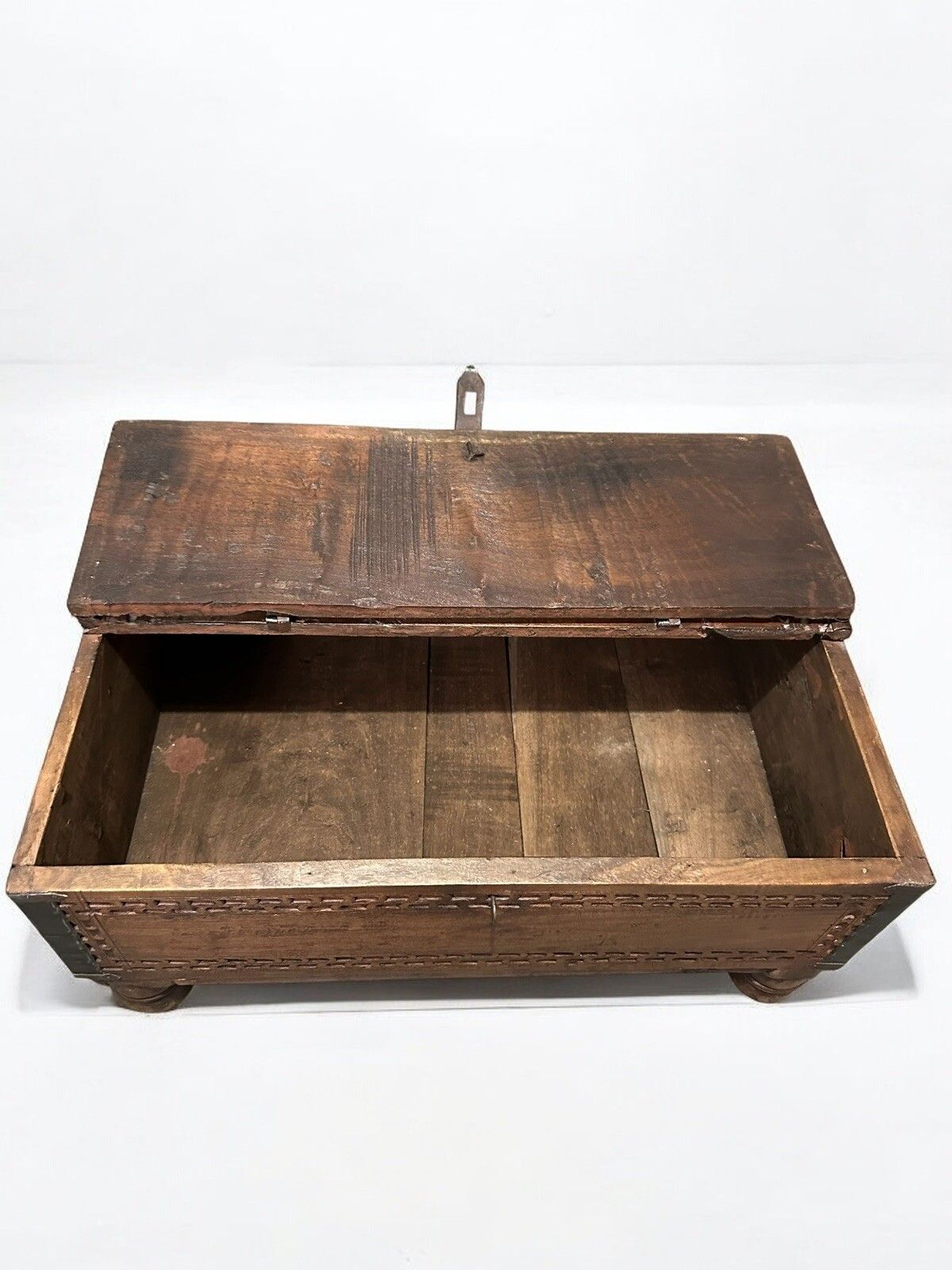 photo furniture Anglo Indian Carved Wood Dowry Chest