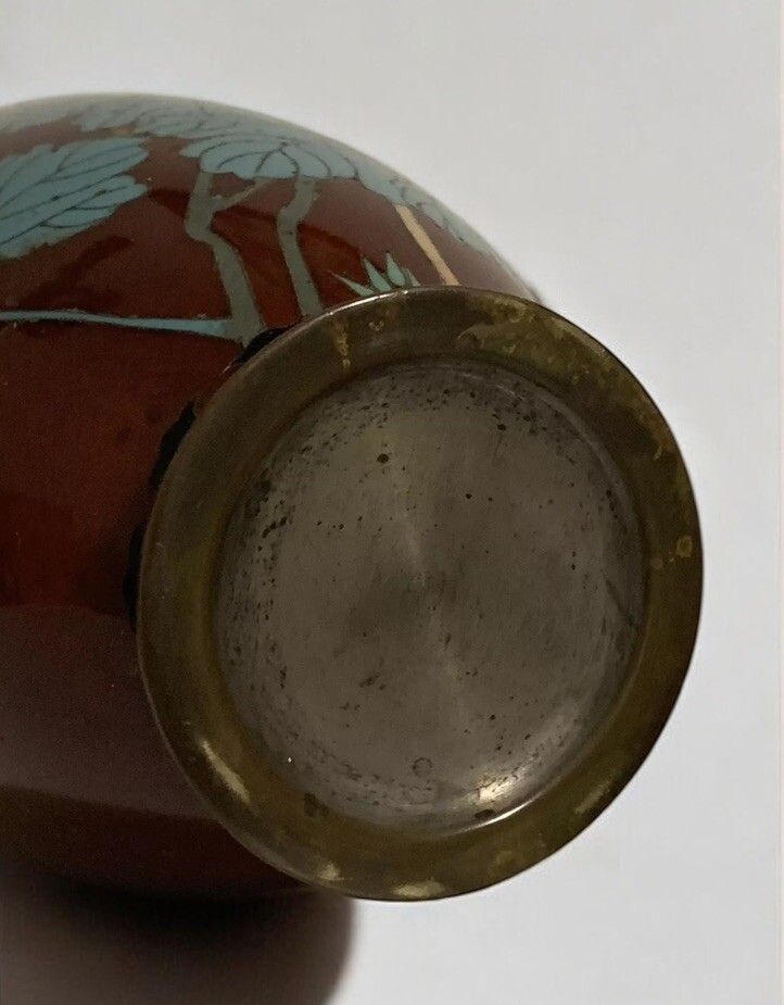 photo furniture Antique Oriental Japanese Chinese Lacquered Vase Enamel Brass Hand Decorated