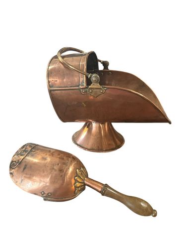 Quality Antique Victorian Copper Coal Scuttle And Shovel  Country House Interior