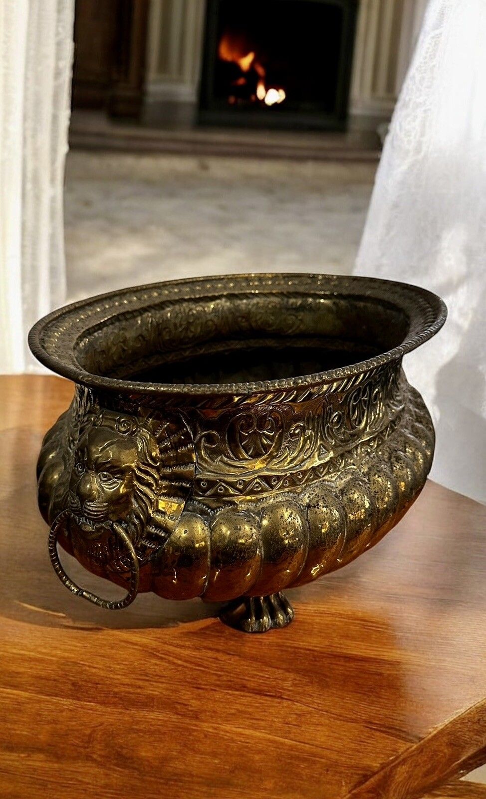 19th Century French Brass Lobed Jardiniere With Lion Mascarons And Paw Feet photo Home Decor