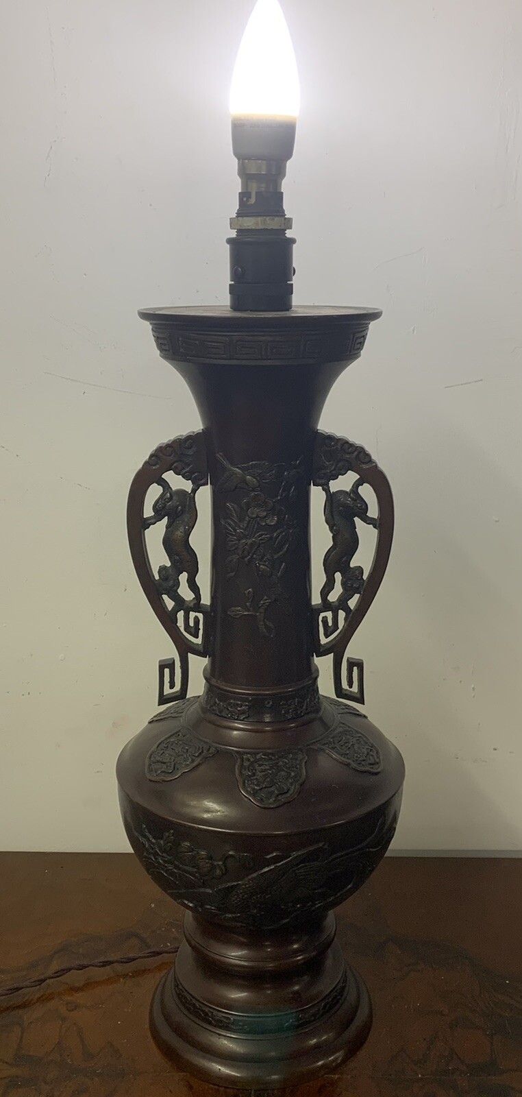 Antique Large Oriental Bronze Urn Shape Vase Table Lamp And 53cm High photo vinterior