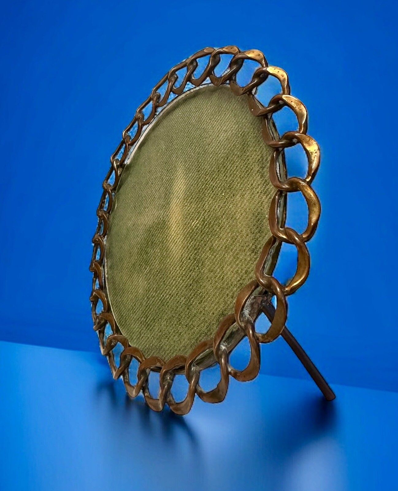 Antique Victorian Copper Chain Link/Ring/Loop Easel Photo Frame C1880