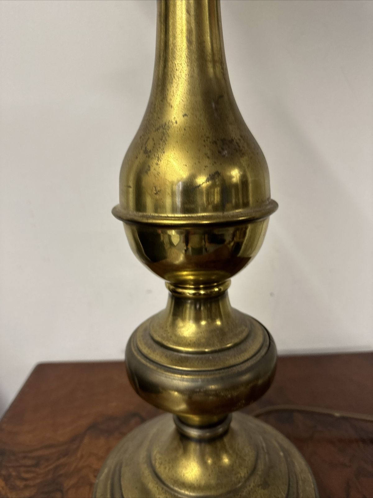 Beautiful Huge 32” Antique Brass Bulbous Lamp With Stunning Shade photo 125.0