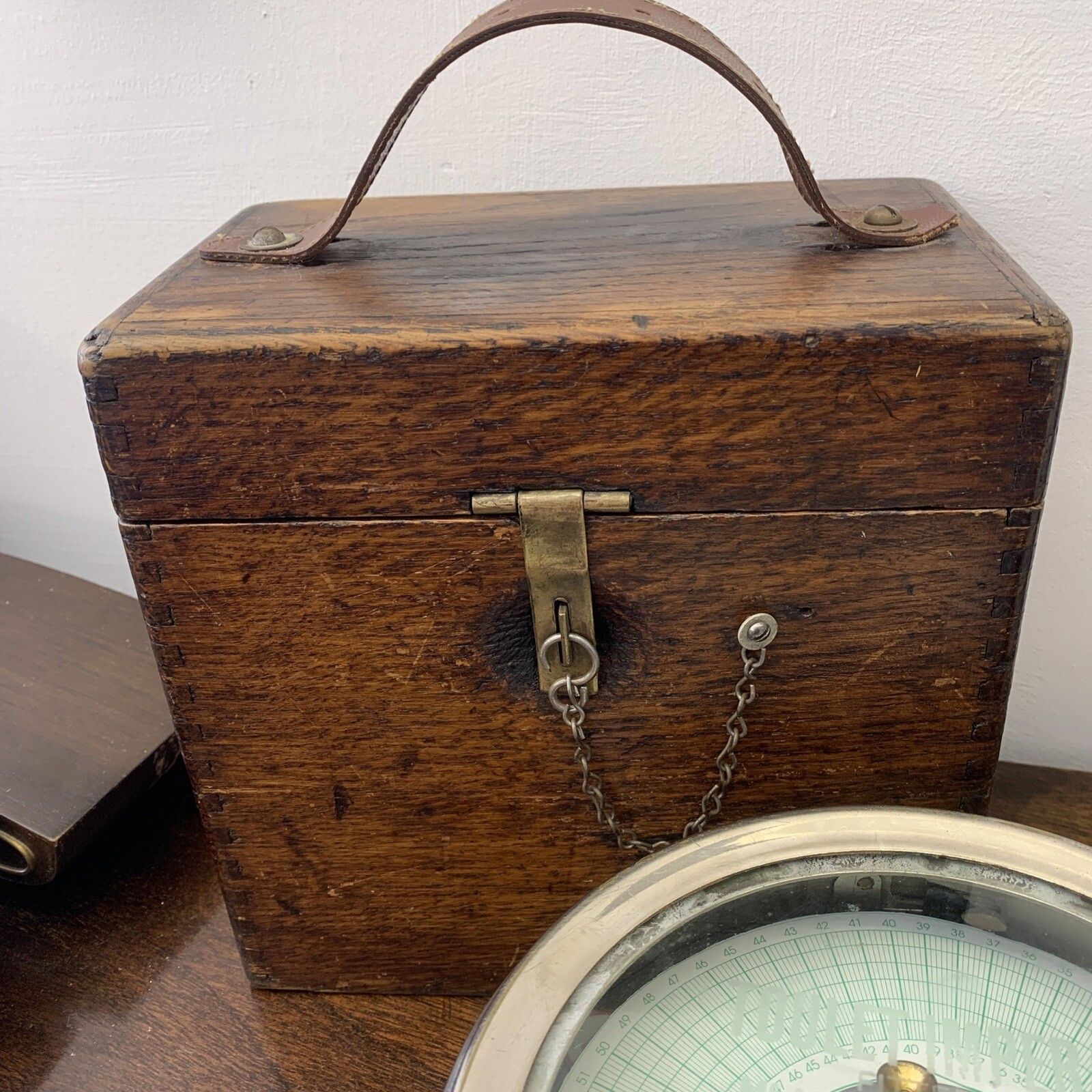 Vintage Wooden  Cased Pigeon Clock The Automatic Timing Clock Co Ltd. photo Home Decor