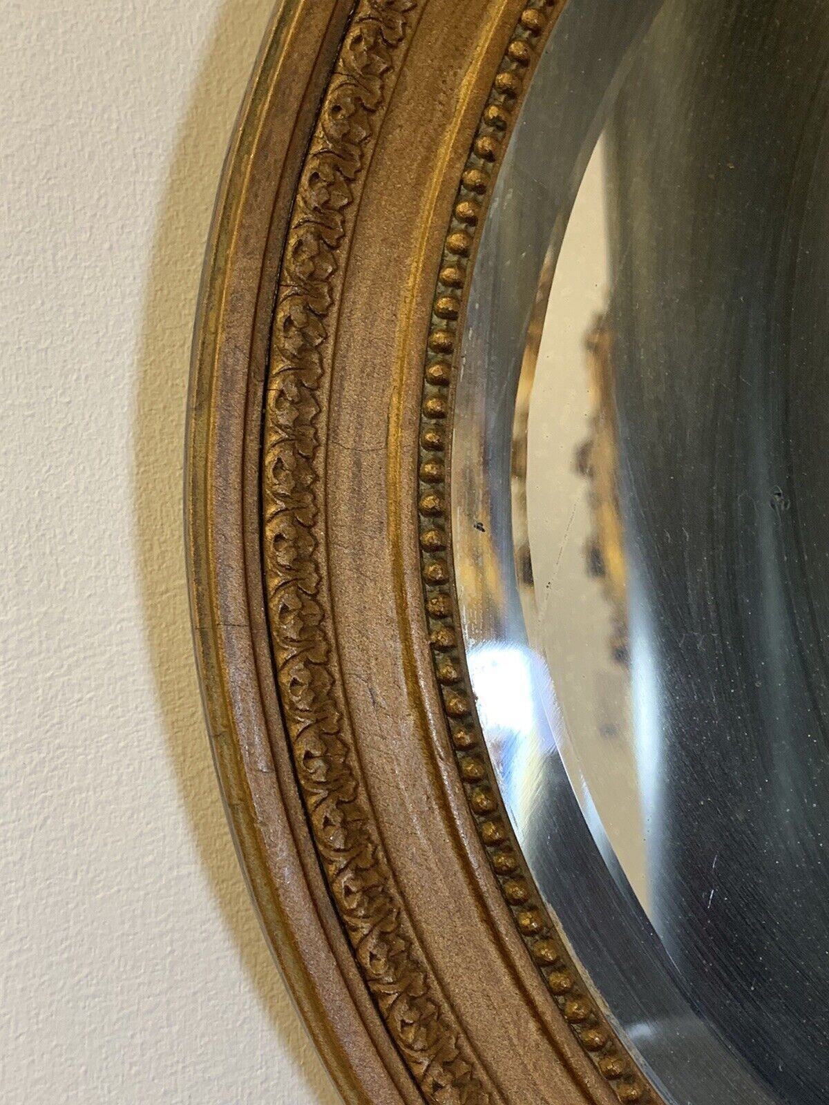 Gorgeous Antique Victorian Gold Bevelled Glass Oval Wall Mirror 60cm By 47cm ￼ photo for sale