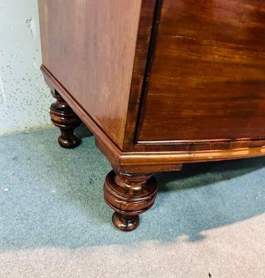 Antique Dresser In Walnut photo vinterior