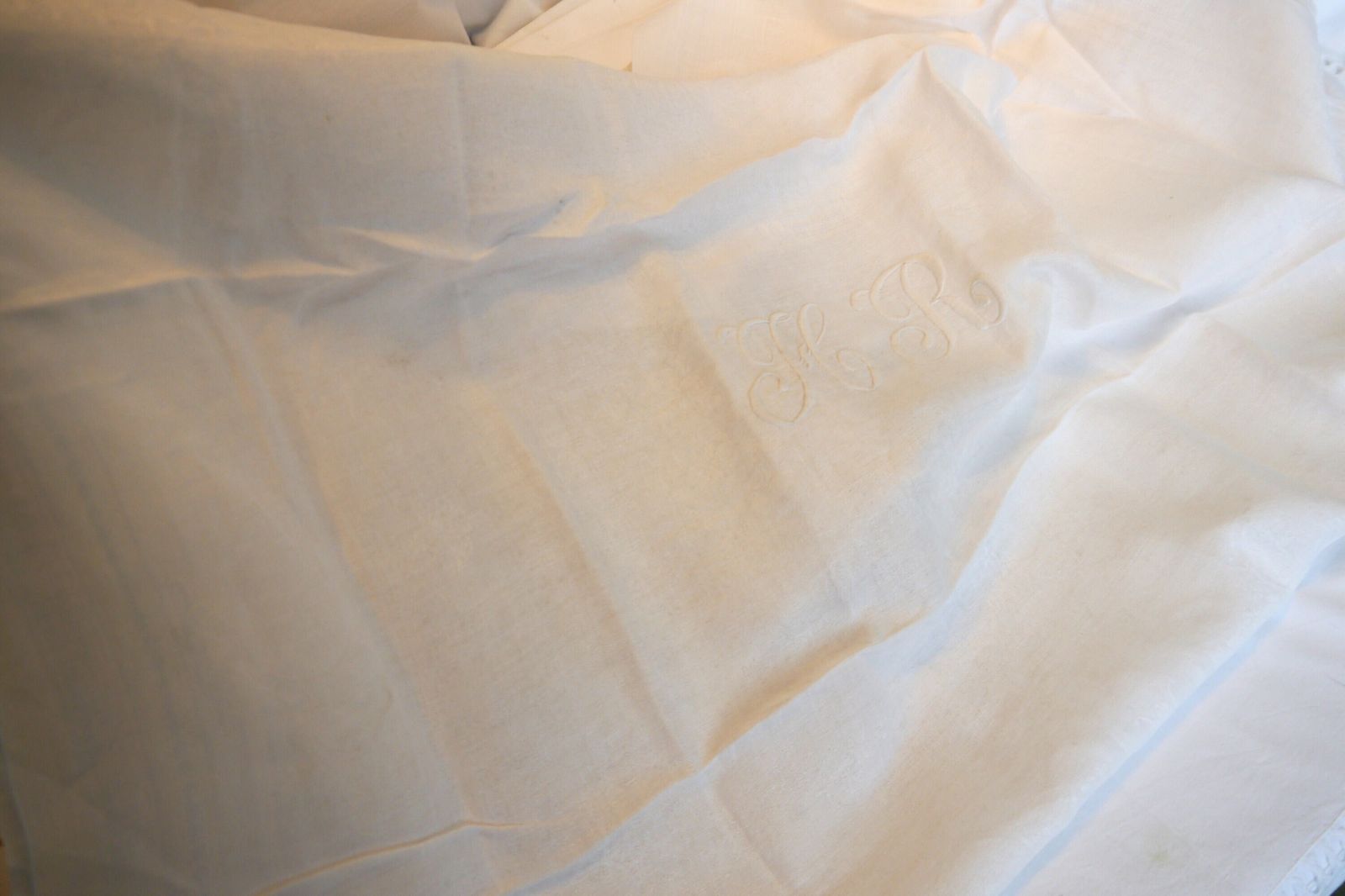 Set Of 6 French Damask Hand Stitched Napkins, Vintage Table Napkins, Monogrammed Cotton Damask Table Napkins, photo vinterior