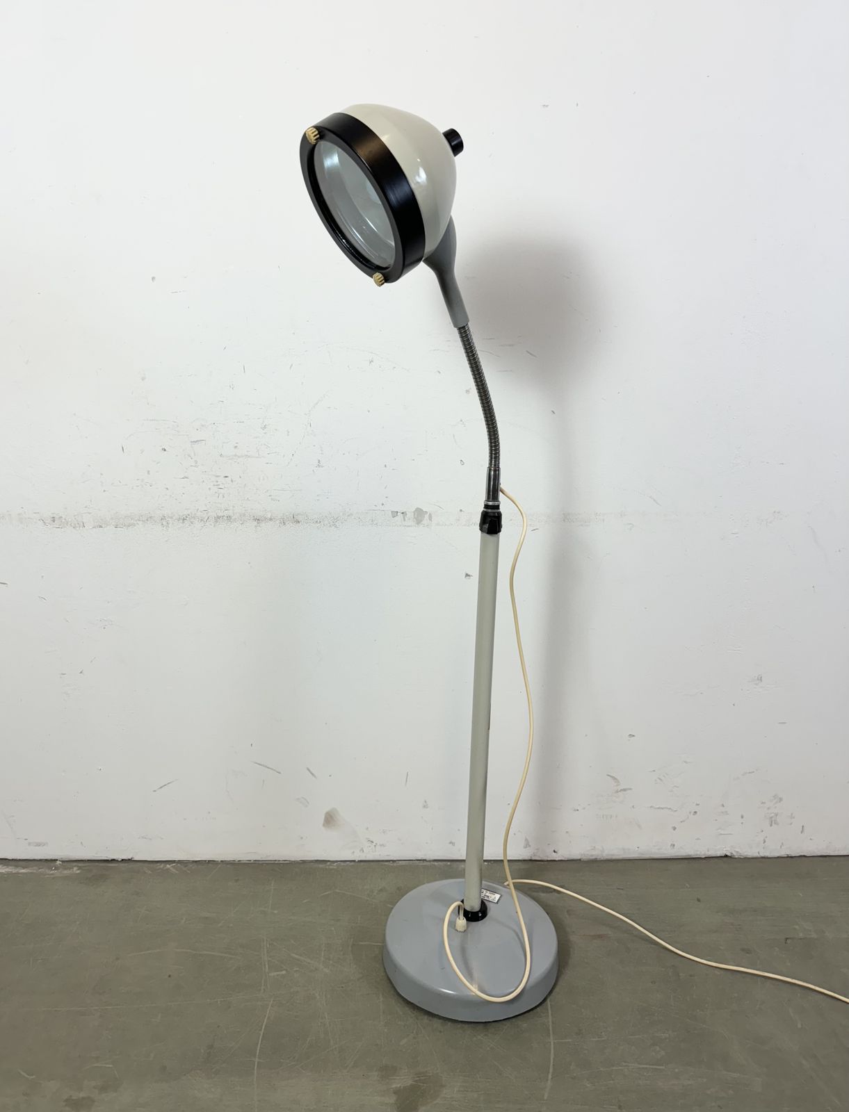Vintage Medical Gooseneck Floor Lamp From Famed, 1970s photo Lighting