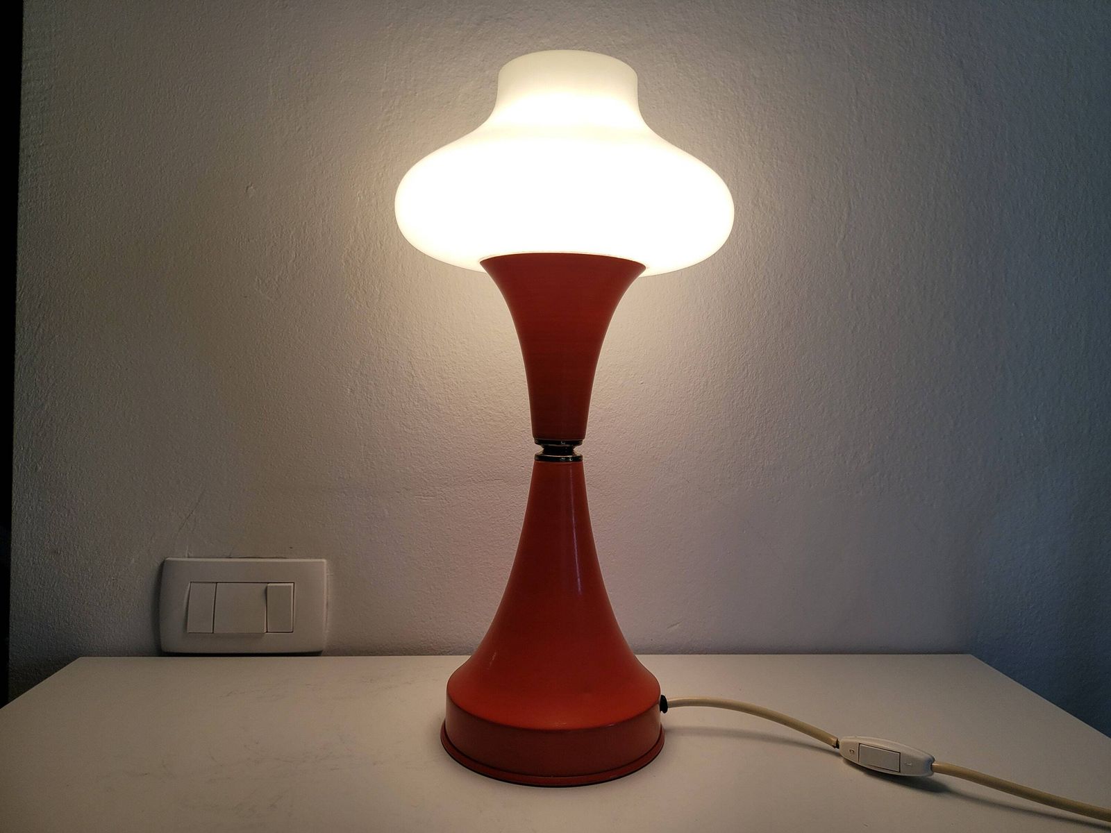 Space Age Table Lamp / 70's Lighting / Mid Century Modern Lamp / Retro Desk Lamp / Mcm / Vintage Table Lamp / Yugoslavia / Mushroom Lamp