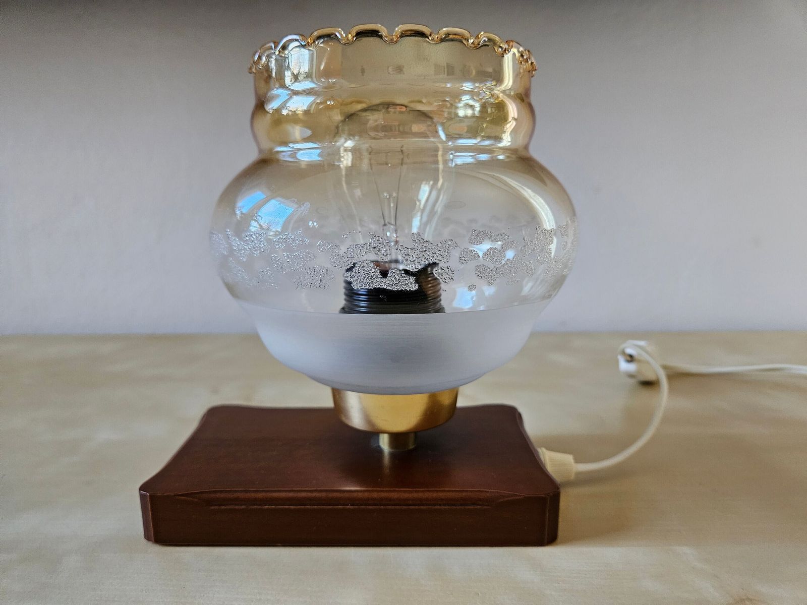 Vintage Table Lamp, Romantic Table Lamp, Mothers's Day Gift, Desk Lamp, Bedside Lamp, Nightstand Light, Side Lamp, 80s photo 110.0