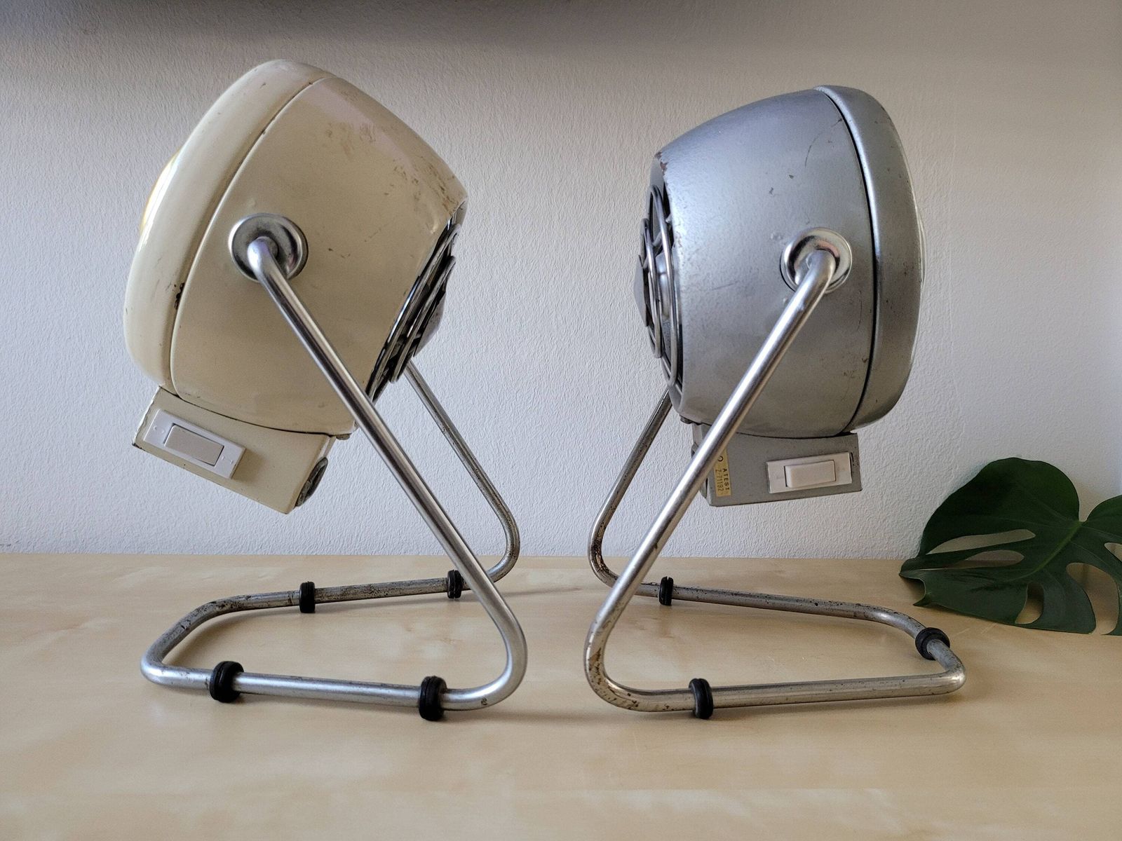 1 Of 2 Vintage Heater / Adjustable Electric Space Heater / 70's Yugoslavia photo Lighting