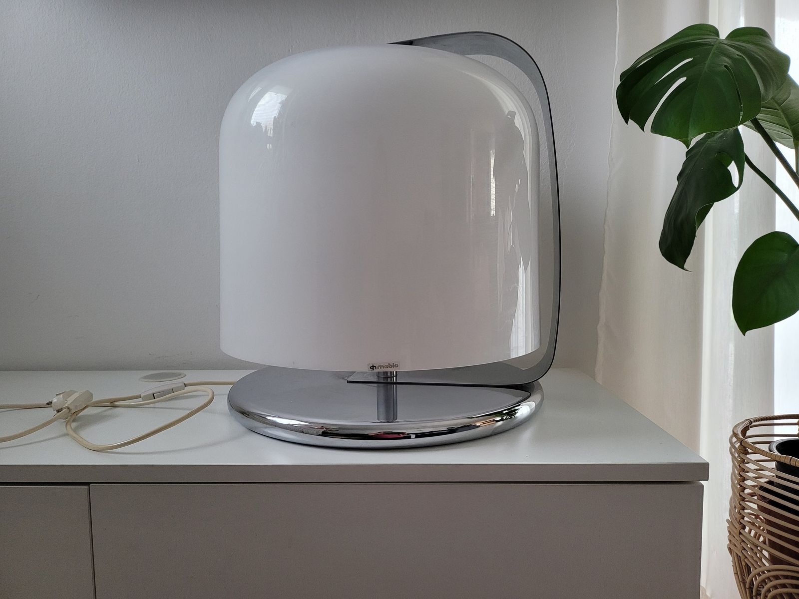 Xl Guzzini Table Lamp, Alvise, Luigi Massoni, Harvey Guzzini, Meblo, Space Age Table Lamp Or Floor Lamp, Mid Century Modern, 70's White Lamp photo vintage
