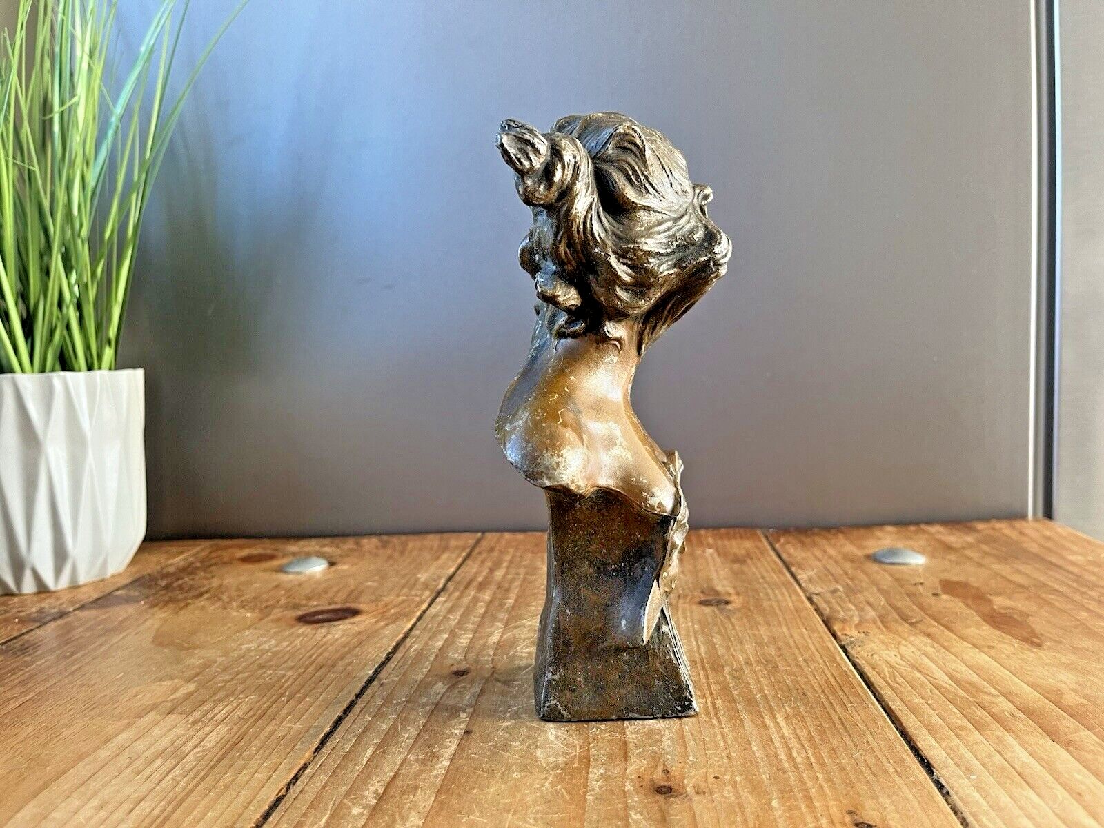 photo furniture French Art Nouveau Bronzed Spelter Cleopatra Cleopatre Bust Statue Desk Ornament