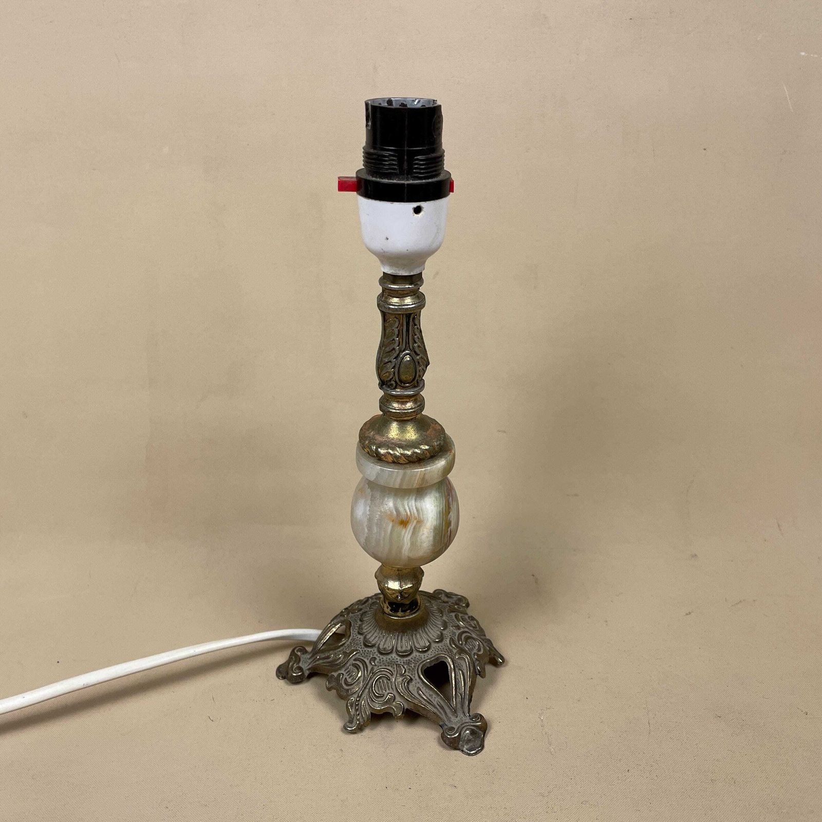 Antique Onyx Marble Lamp Light Brass Gold Metal Bedside Side Table Desk Marbled Patterned Vintage Pattern Stone Ornate White Round photo furniture