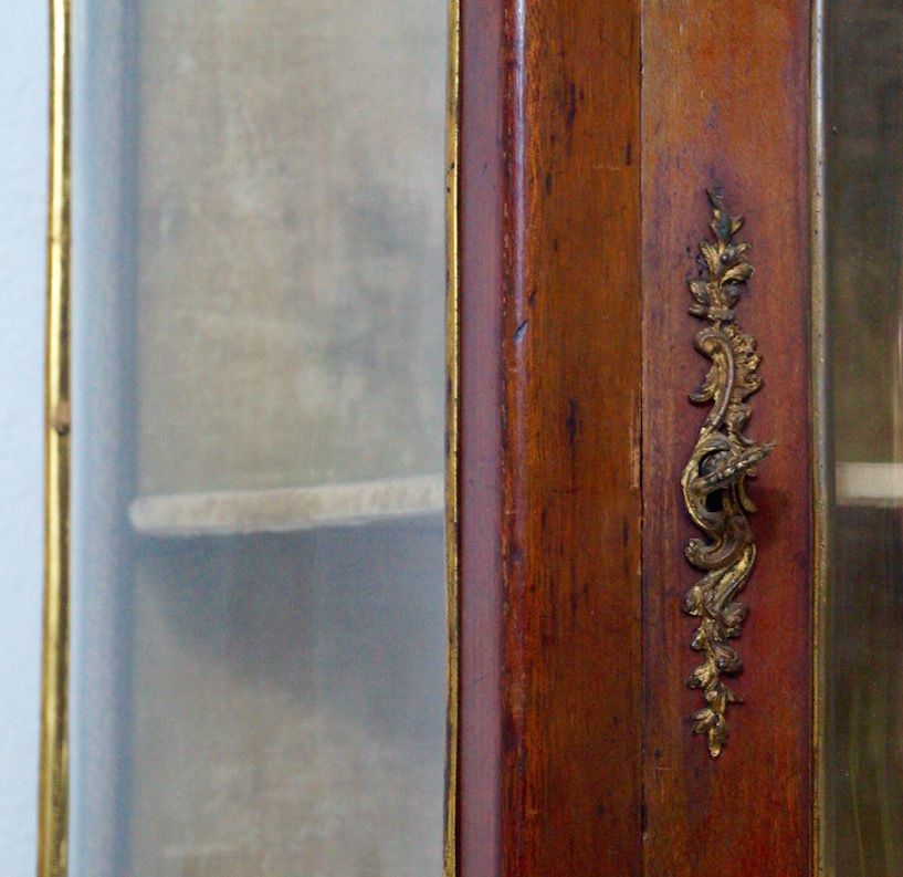 Beautiful French Antique 19th Century Louis XV Vitrine / Display Cabinet   Free Delivery To England And Wales photo 1745.0