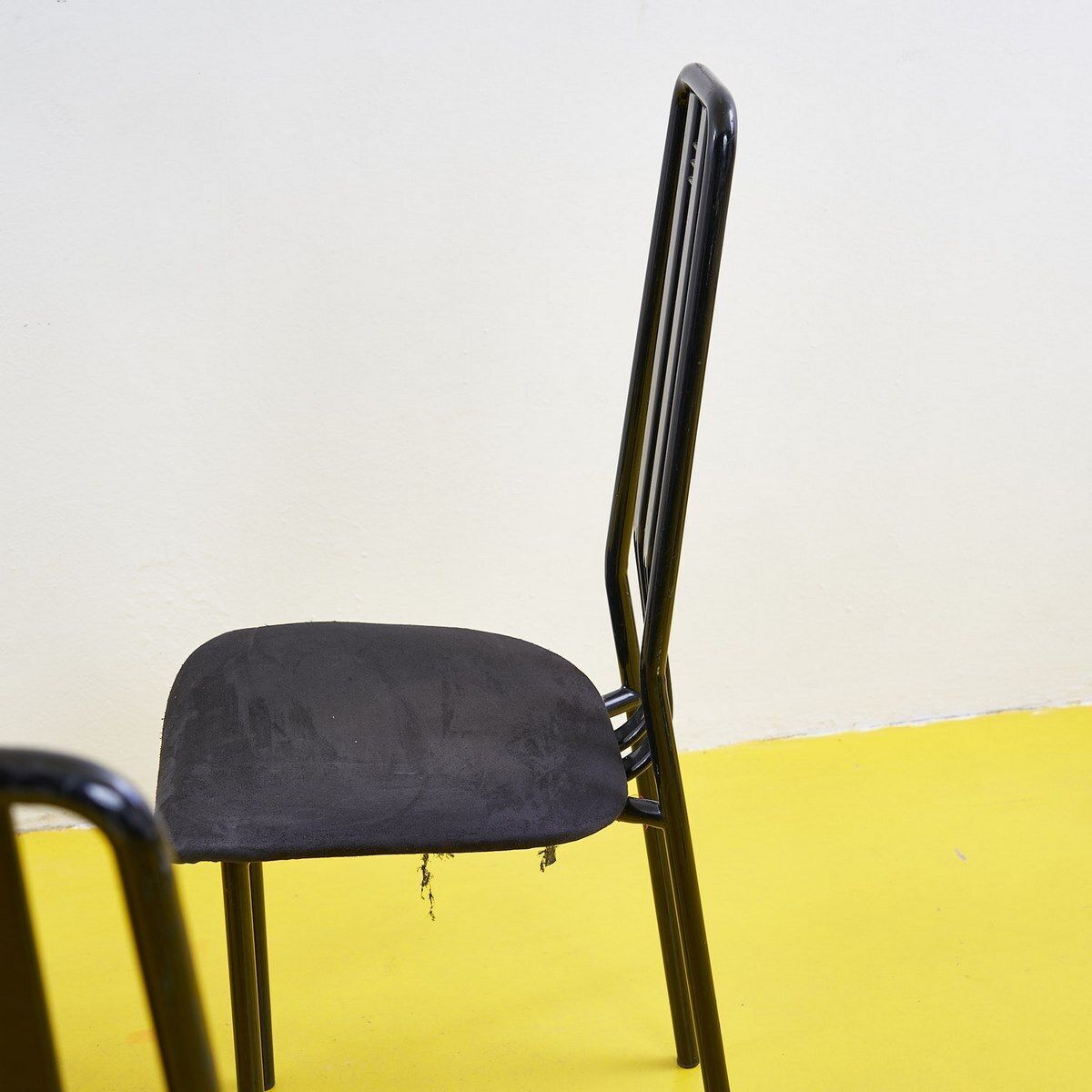 photo furniture Vintage Black Metal Chairs, Giorgio Cattelan Design, 6 Pieces