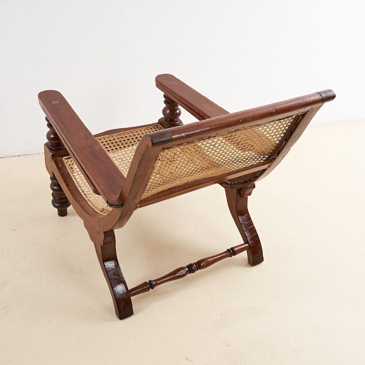 Furniture Colonnial Style Fireplace Chair In Vienna Straw photo