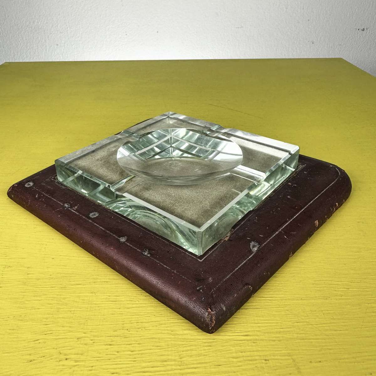 Vintage Glass Ashtray With Wooden Base Covered In Leather, Attributed To Fontana Arte photo 359.0