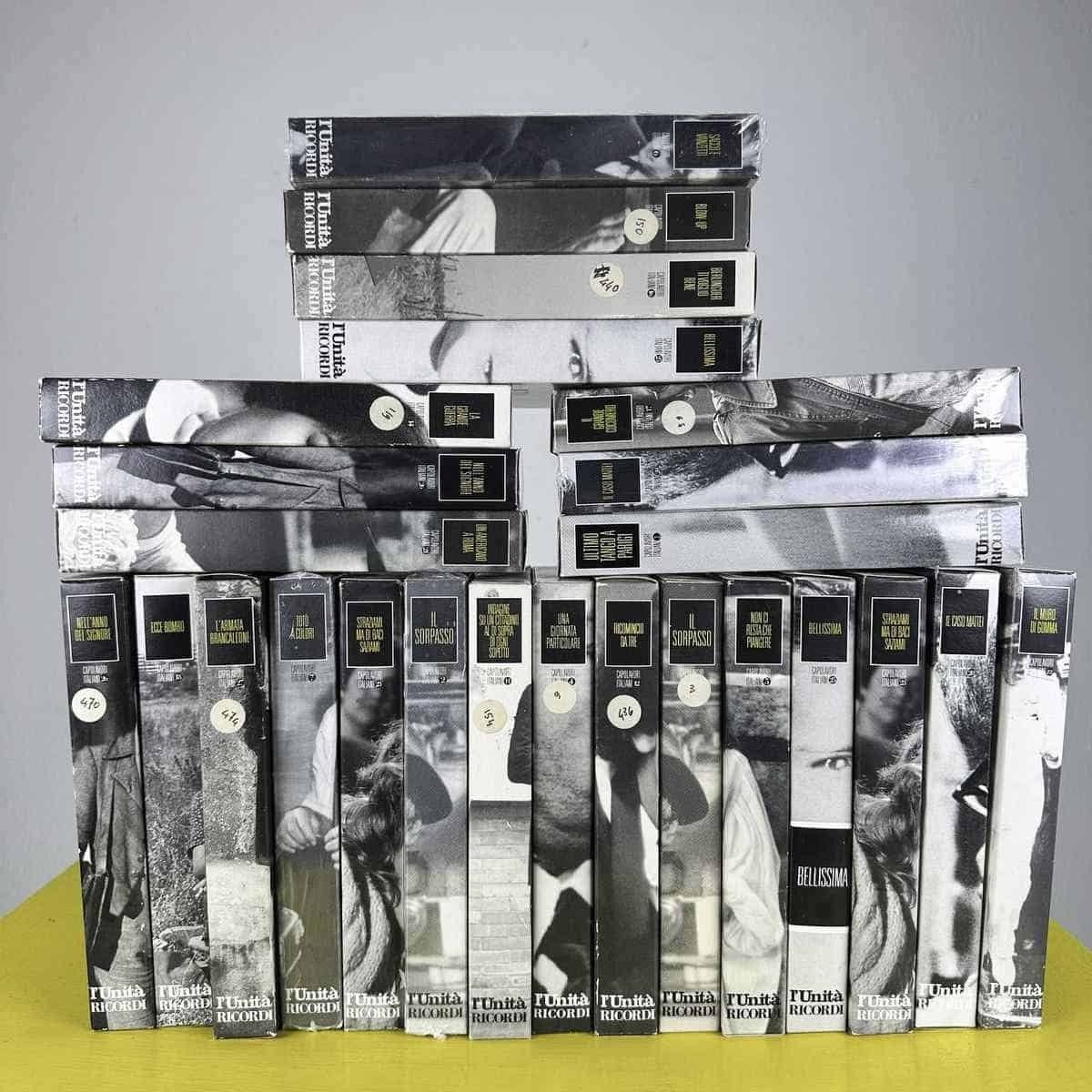 Lot Of Vhs Films Collection L Unit Memories, 25 Pieces