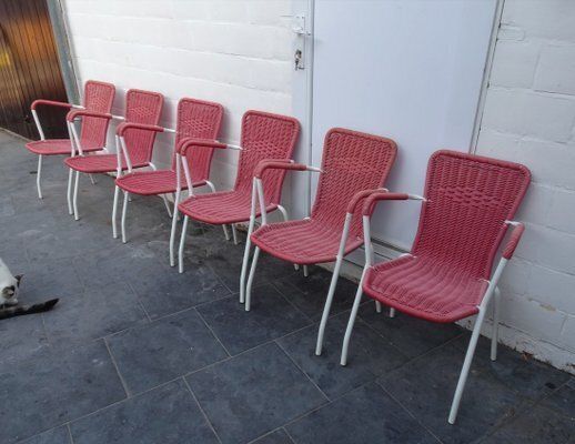 photo furniture Italian Pink Plastic Chairs From Scoubidou, 1950s, Set Of 6