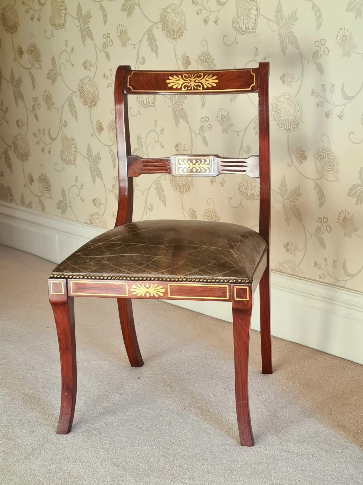 Beautiful Regency Style Mahogany And Leather Dining Table And Chairs (4seat) photo buy