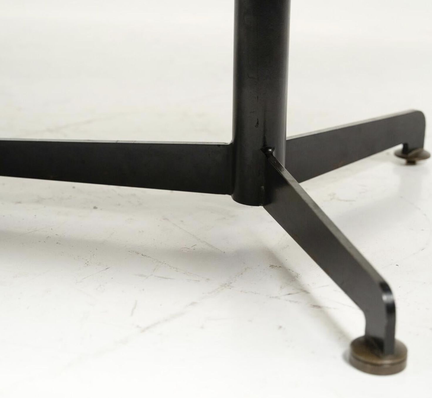 Mid Century Modern Desk By Olsvaldo Borsani, 1960s photo for sale