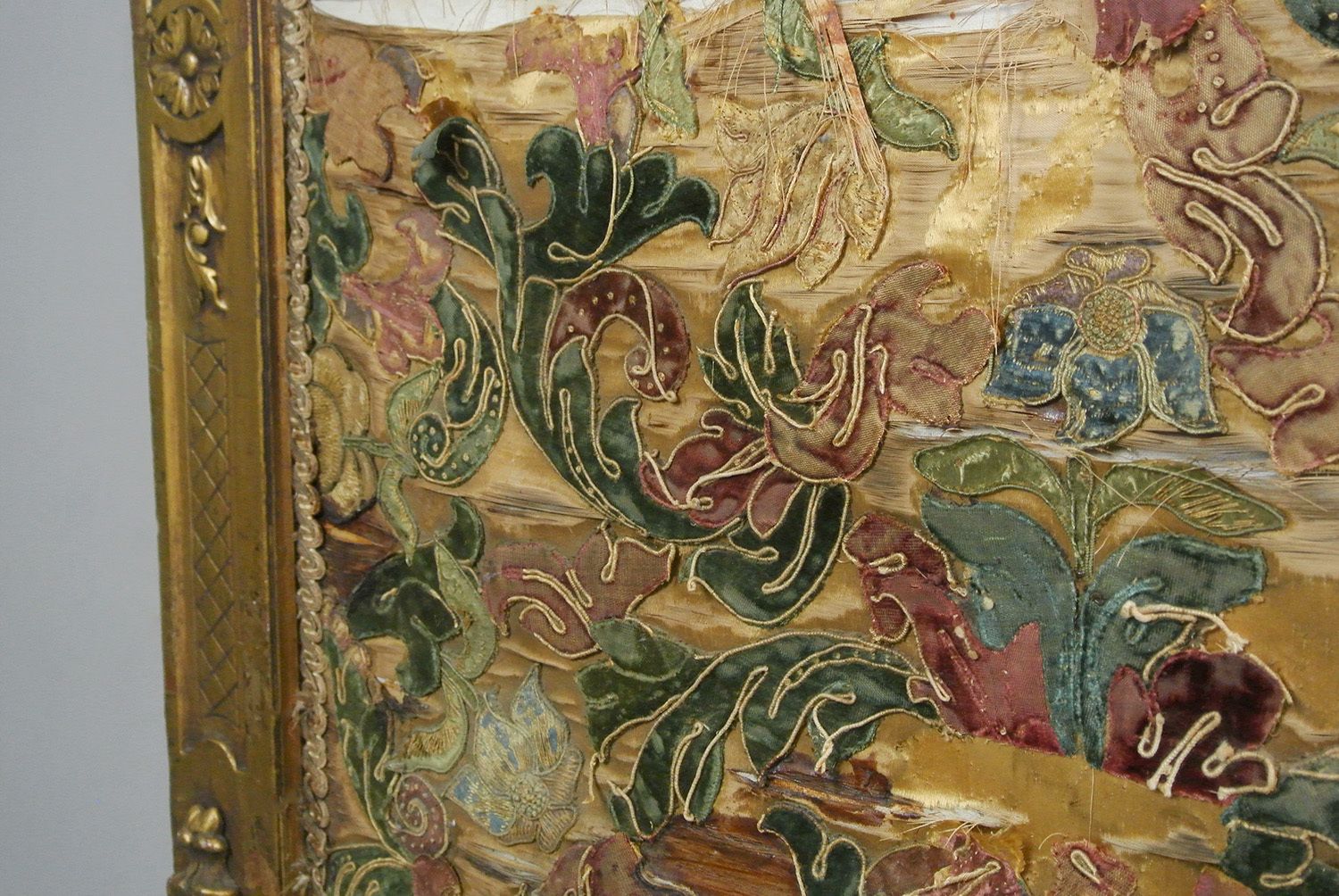 photo for sale Exemplary George II Carved Giltwood Firescreen In The Manner Of William Kent C. 1730