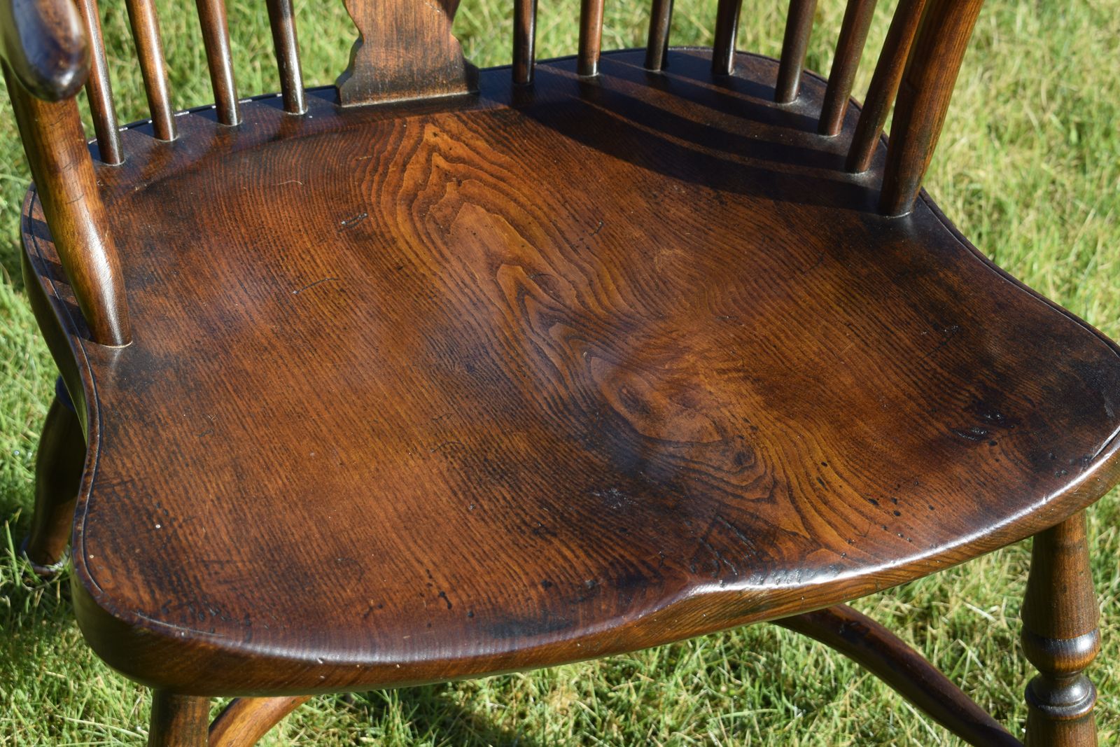photo vintage Antique Windsor Arm Chair, 1900s