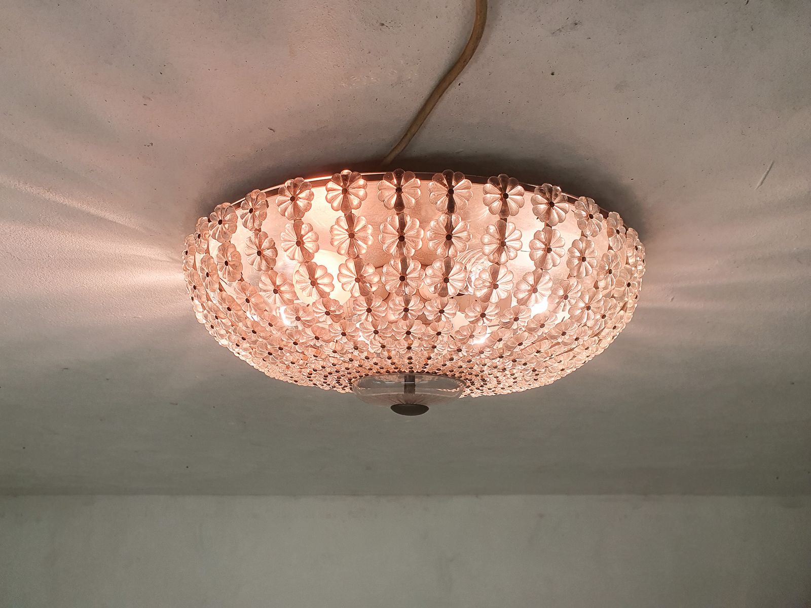 Mid Century Plafondlamp Met Glazen Bloemen, Frankrijk, Jaren 1960 photo furniture