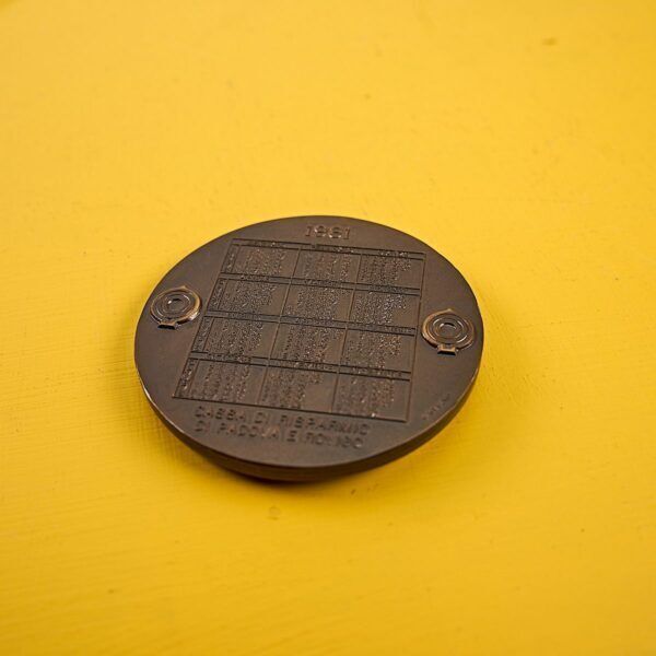 Bronzen Medaille Gadget Spaarbank Van Padova En Rovigo, 1981 photo for sale