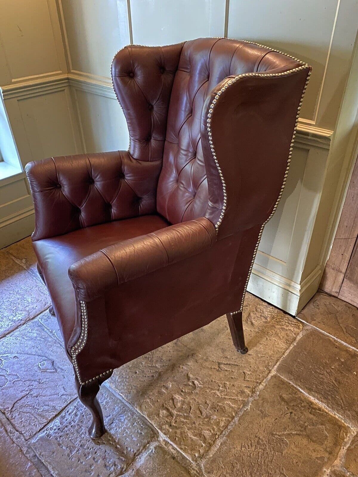 photo vinterior Antique Early C20th Button Wing Back Brown Leather Chesterfield Armchair