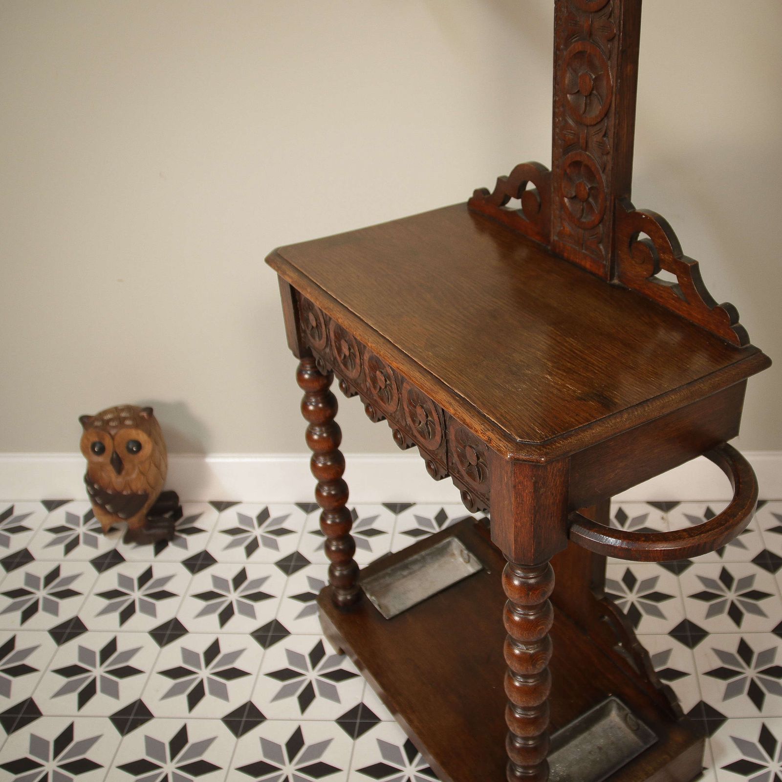 Furniture Hall Stand Late Victorian In A Crucifix Shape With Bobbin Legs photo