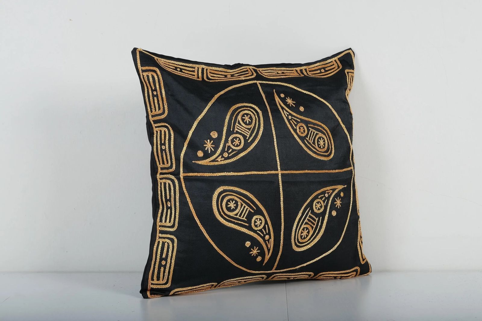 Suzani  Cushion Cover, Silk Faded  Cover 1960s Handmade Samarkand Uzbek Suzani Textile Art photo furniture