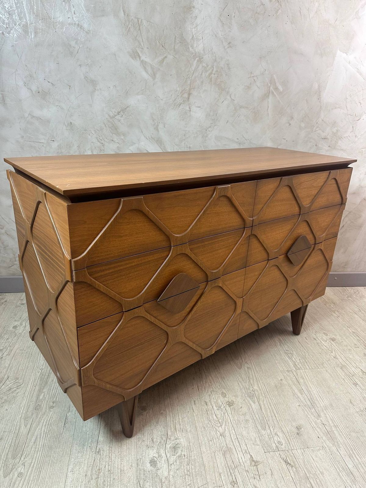 Contemporary Chest Of Drawers photo vinterior
