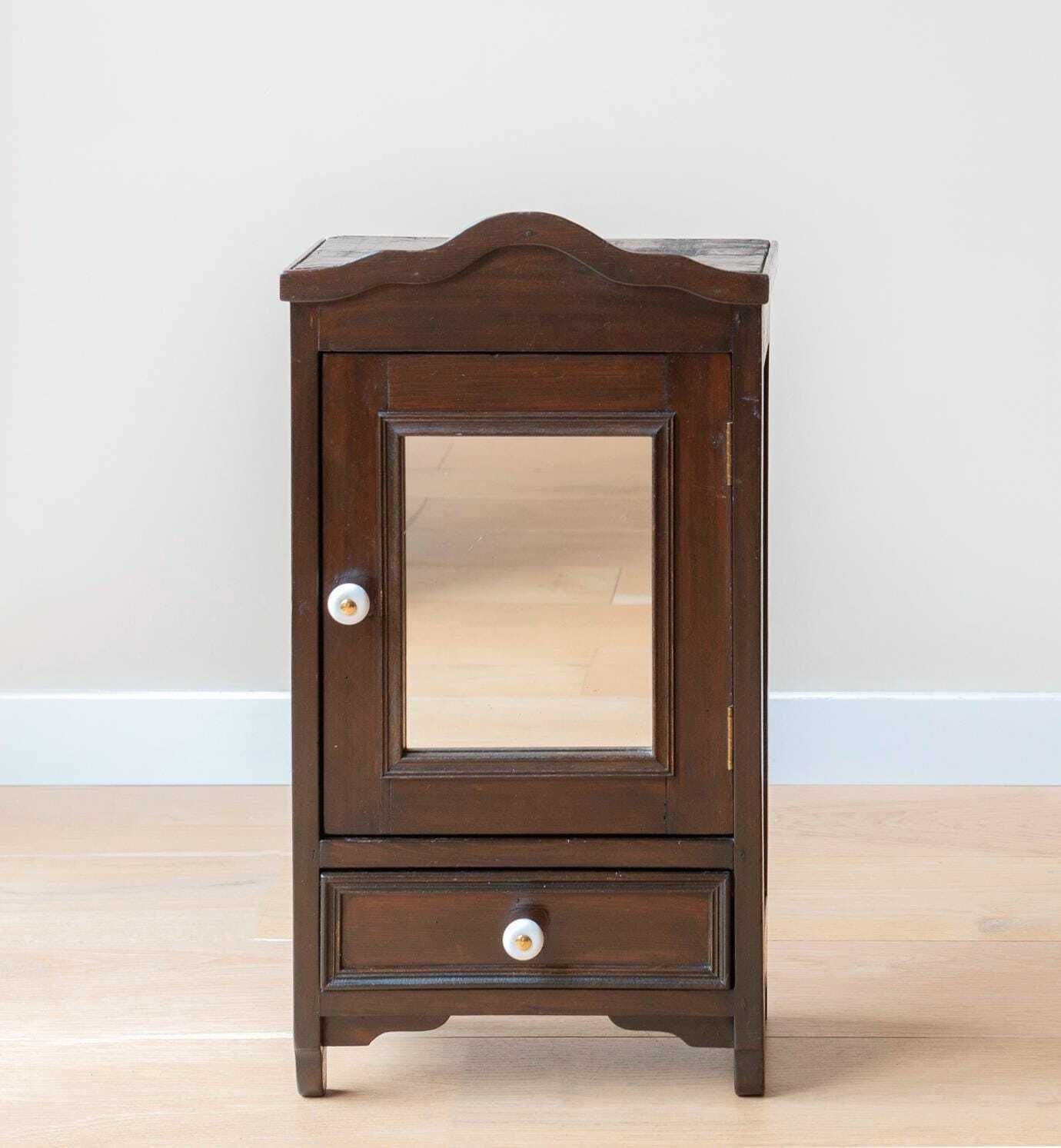 Apothekerskastje Met Spiegel, Antiek Badkamerkastje, Gelakt Medicijnkastje, Donkerbruin Houten Opbergkastje photo furniture
