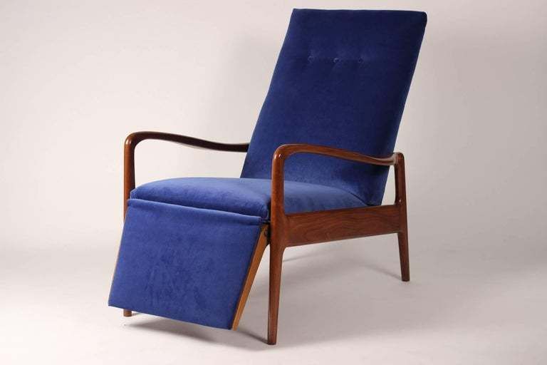 Mid Century Modern Reclining Lounge Chair By Greaves And Thomas photo furniture